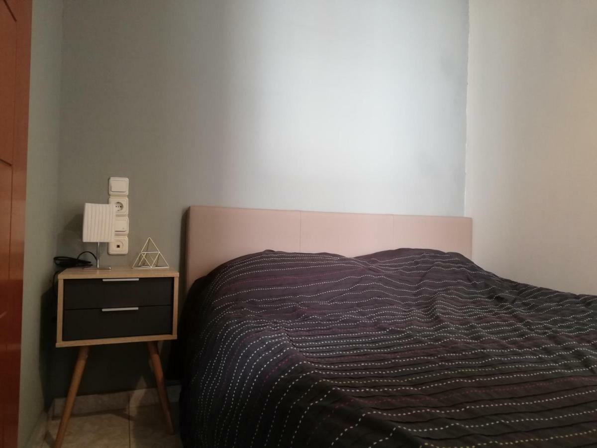 Appartement Cosy à Patras Extérieur photo